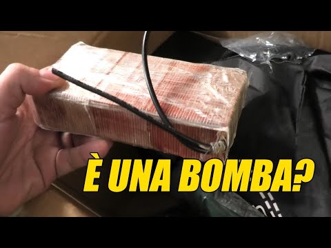 Apro un pacco bomba e mi esplodono i computer.... più o meno