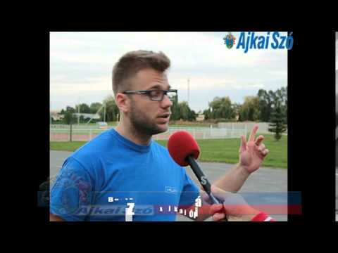 Ajkai Óriások Jégkorong Klub edzése, beszélgetés Becze Zoltán vezetőedzővel