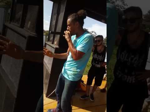 Donnie Red En Vivo, Color Festival Liberia