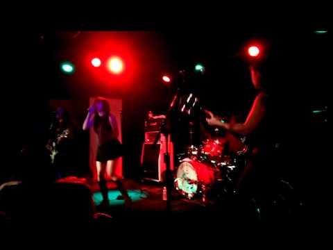 GO BETTY GO - IT HAUNTS YOU NOW