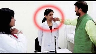 Jammu and Kashmir Minister &#39;Fixes&#39; Woman Doctor&#39;s Collar, Image Goes Viral