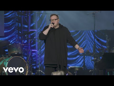Videoclip de Que Me Alcance la Vida (4 Latidos Tour - En Vivo) — Sin Bandera