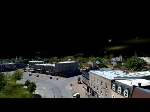 Town Gaussian splat view. (created with LichtFeld Studio)