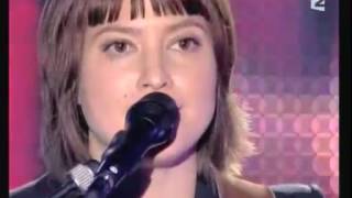 Keren Ann: LAY YOUR HEAD DOWN (live)