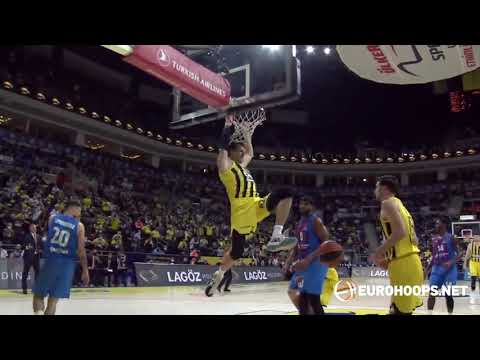 Fererbahce Beko Istanbul-FC Barcelona 74-76: Jan Vesely (24 points)