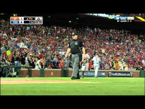 2010/10/30 Lewis dominates in Game 3