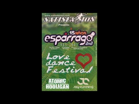 Satisfaxion 15 años Esparrago Atomic Hooligan Vs Jay Cunning 2003