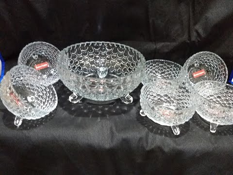 FRUIT PLATE TR DIAMOUND 9.5 INCH