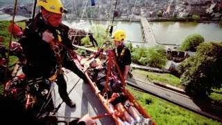preview picture of video 'GrimpDay 2012 - International technical rope rescue competition'