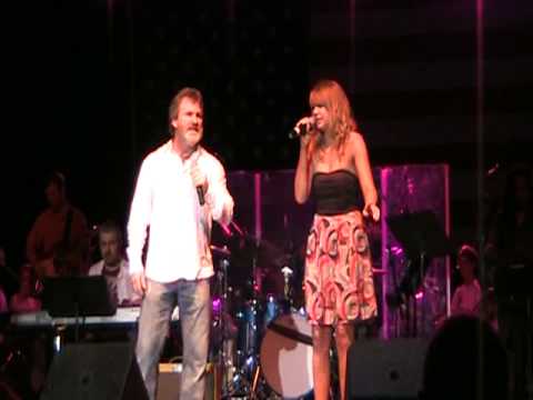 Mary Fletcher & Jeff McCreight- Need You Now LIVE 4th On Broadway