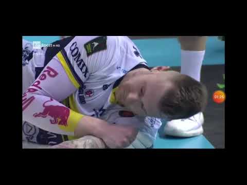 Wilfredo leon block vs ivan zaytzev 1v1