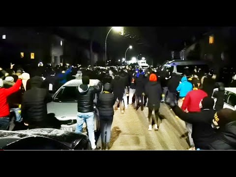 Policja blokuje dojście kibicom pod stadion | Pogoń - Lechia 19.03.2021