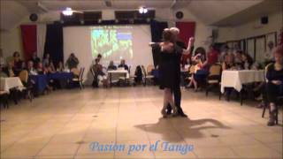 PAOLA TACCHETTI y EL CHINO PERICO Bailando el Tango POEMA en la MILONGA del CLUB de ARQUITECTURA