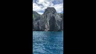 「絶景」パラワン島エルニドの神秘的な岩①