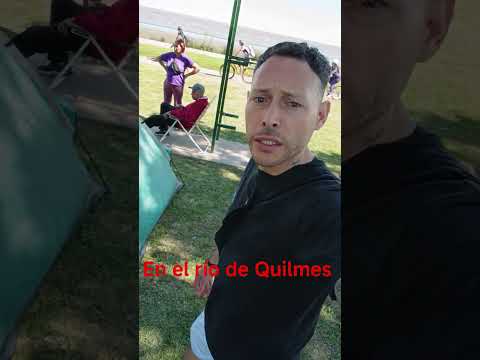 En el río de Quilmes bs As