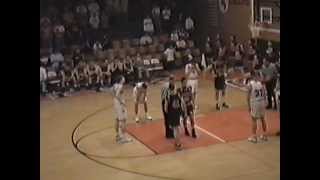 preview picture of video '1998 Regional Game - Steeleville VS Chester - Second Quarter'