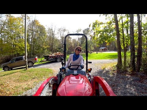 #590 Wolfe Ridge Splitter, Conveyor, and Top Dog Firewood Bucket  Great set up for Firewood Sellers