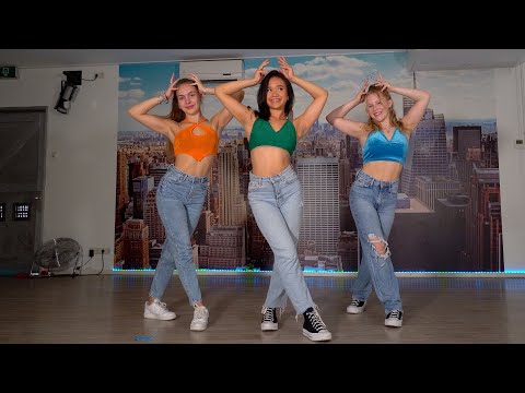 BaileBae - Champions - Official Dancevideo