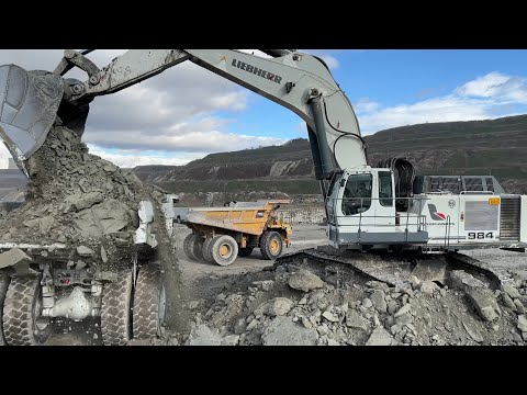Liebherr 984 Excavator Loading Caterpillar 777C & 775E Dumpers - Sotiriadis/Labrianidis Mining