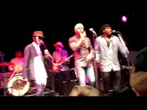 Carlton and the Shoes- Love me Forever