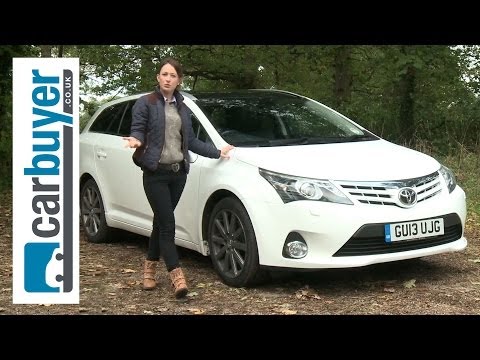 Toyota Avensis Tourer estate 2013 review - CarBuyer