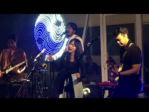 Reality Club - I Wish I Was Your Joke [feat. Bilal Indrajaya] (Live at Antasore, Jakarta 21/12/2021)