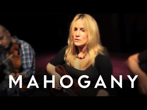 Heidi Talbot - Start It All Over Again | Mahogany Session