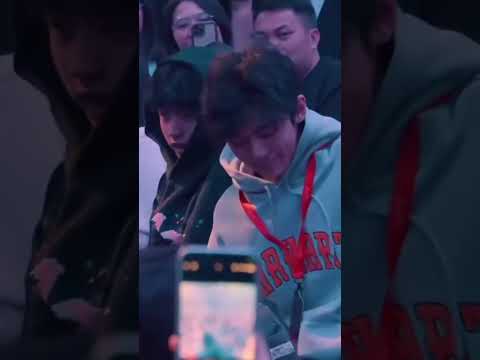 謝霆鋒大仔Lucas同細仔Quintus 帥爆全場！魅力沒法擋！Nicholas Tse’s Son Lucas & Quintus Are So Handsome!