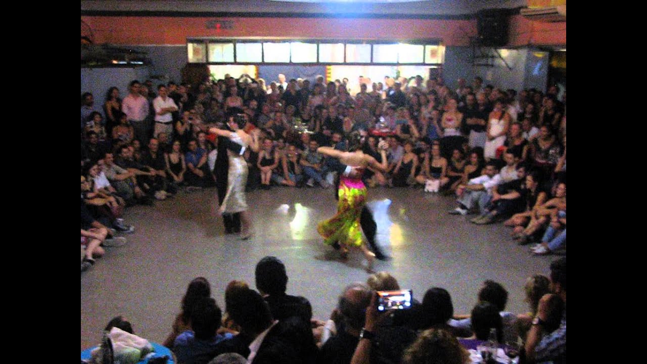 SEBASTIÁN ACHAVAL y ROXANA SUÁREZ y LOS VÉLIZ en Viva La Pepa Milonga