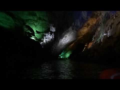 CAVERNA DE ÁGUA BENXI | TIMELAPSE | Deslizando por águas coloridas