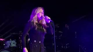 Ellie Goulding – Love Me Like You Do [LIVE at Lastochka Fest. Moscow]