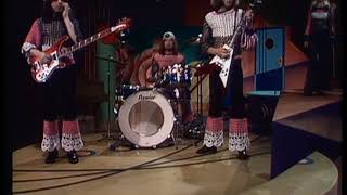 Bonnie St. Claire & Unit Gloria - Voulez-Vous (Yes I Do, I Love You) video