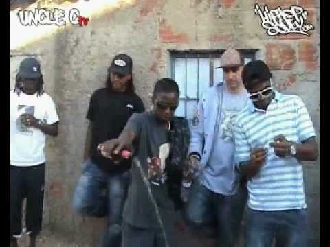 Uncle C TvHipHopSouEu ft. Ghoya & Mentis Afro @ Bairro 6 de maio-Pt1