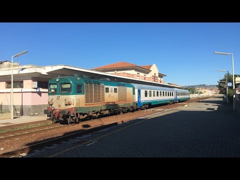 Intercity 559 e 562 tra le stazioni di Gioiosa Jonica e Siderno