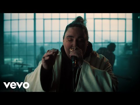 Jamie Fine - give me one more night (Live Performance Video)