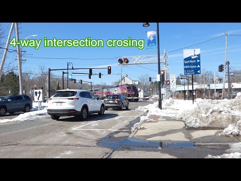 Railroad Crossing on Country Way and Henry Turner Bailey Rd in Scituate, MA