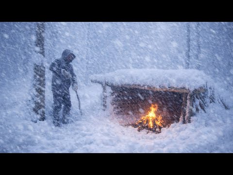 Lost in Snow and Rain – Winter Survival Camping & Bushcraft With No Tent, No Sleeping Bag