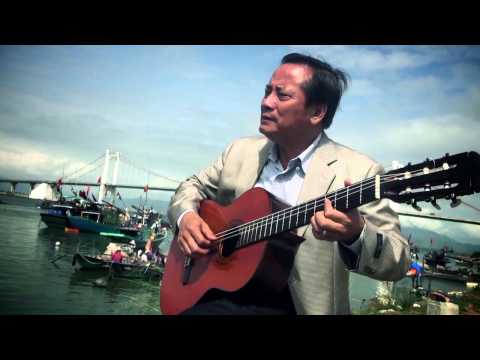 Thể hiện bởi Đình Thậm