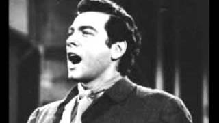 Mario Lanza Sings &quot;I&#39;ll Walk With God.&quot;