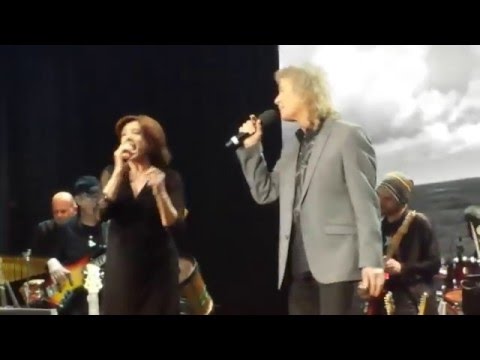 Ranní loučení - Marie Rottrová & Petr Němec (Ostrava, hala Gong )
