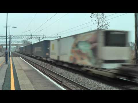 66427 on 4S44, 12:17, Daventry - Coatbridge intermodal