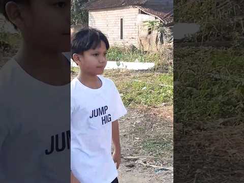 Farel Prayoga Asik Bermain