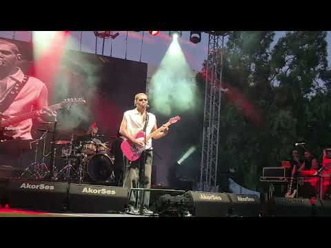 Mavi Gri - Üzülmedin mi? (Simge Cover)@Gondol Park Müzik Festivali