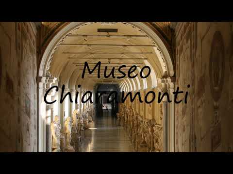 How to say Museo Chiaramonti in English?