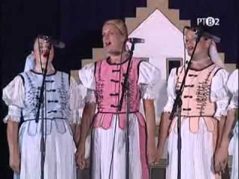 RUSKA NARODNA ŠPIVANKA -- Špivacka grupa "LELIJA", Humene, Slovacka