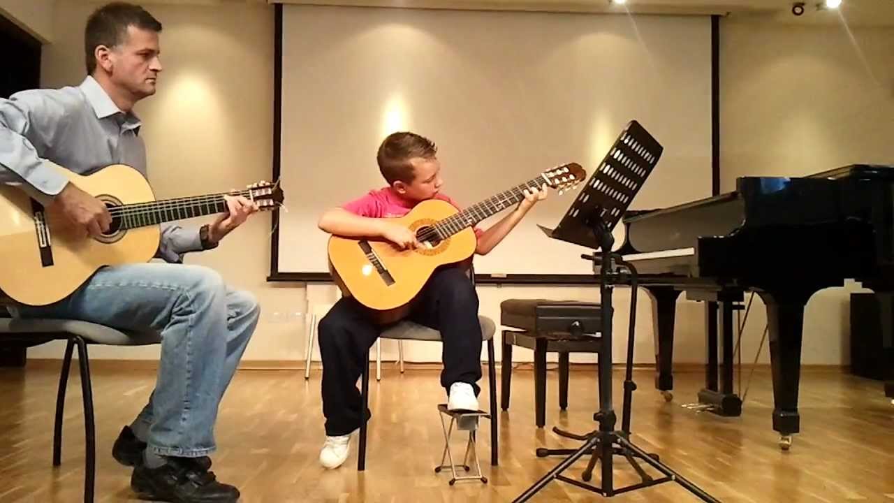 Marios Valiandes playing Guitar at Potenzia