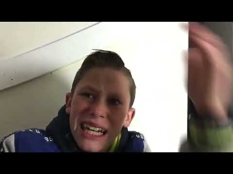 Ik val van de trap af! Goede memes.