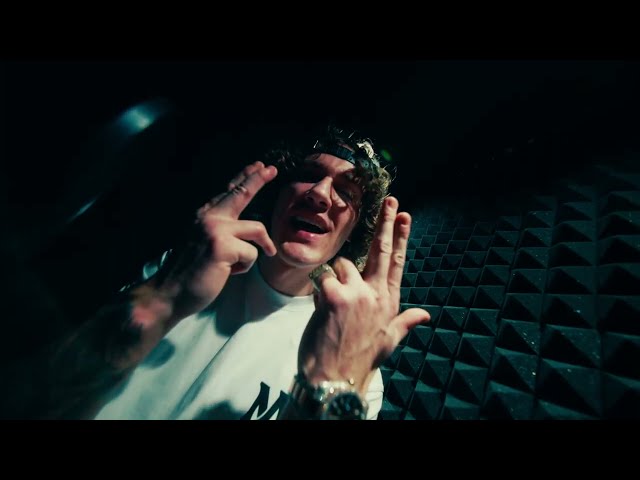 Whats Love von Mazza_L20 ((jetzt ansehen))