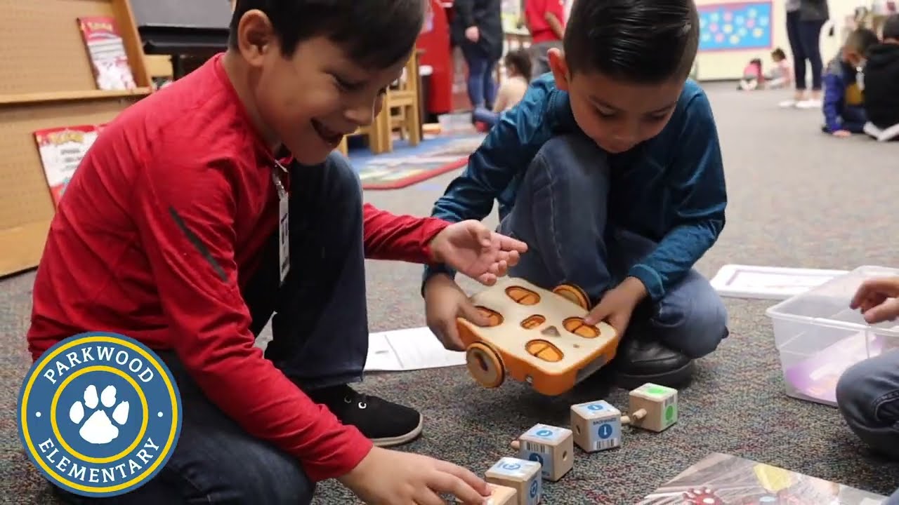 Parkwood Elementary Students Learn to Code KIBO