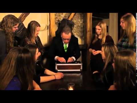 Saturn Magic -Solid 3 Shell Game by Leo Smetsers - Trick